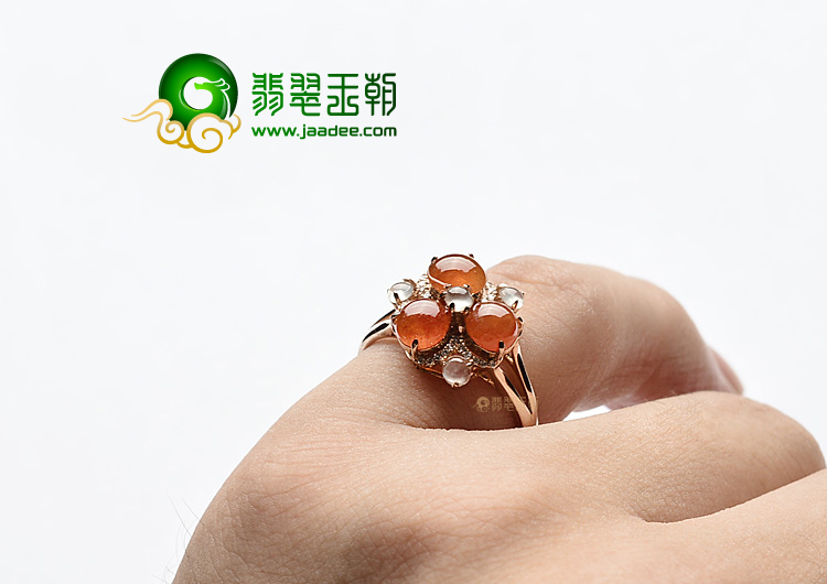(超值推荐)糯冰种红翡镶玫瑰金花型戒指(真钻)