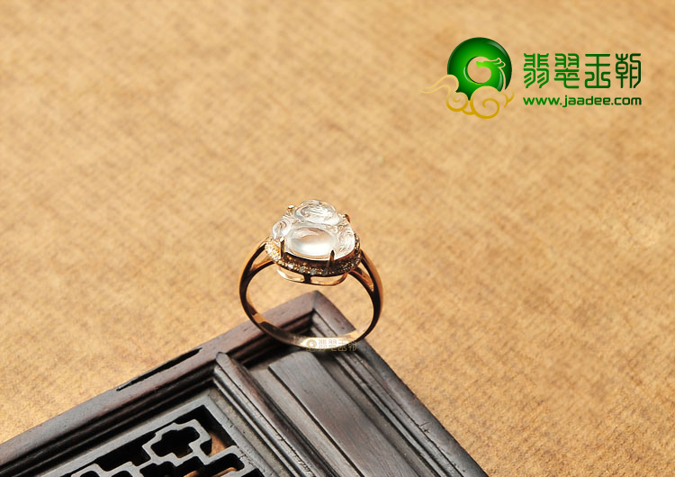 玻璃种无色镶玫瑰金玉佛戒指(真钻)