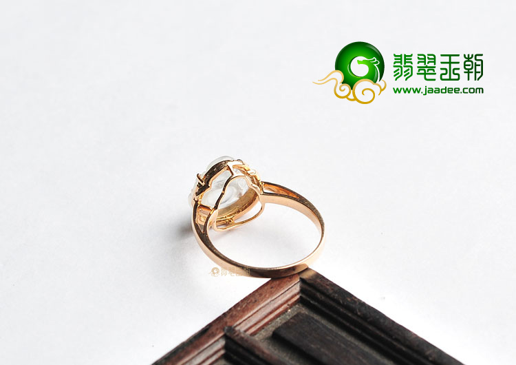 玻璃种无色镶玫瑰金玉佛戒指(真钻)
