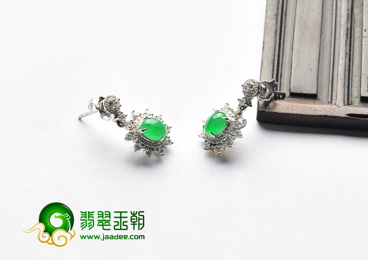 冰种正阳绿镶白金耳坠(真钻)