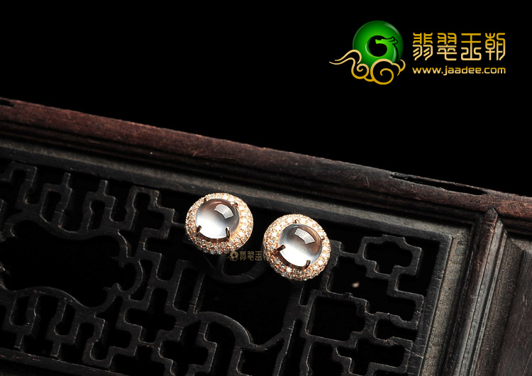 玻璃种强莹光无色镶玫瑰金耳钉(真钻)