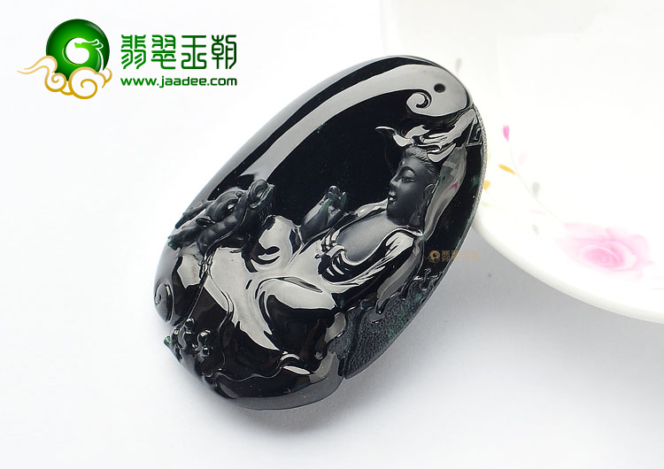 (超值推荐)冰玻种墨翠降龙观音挂件