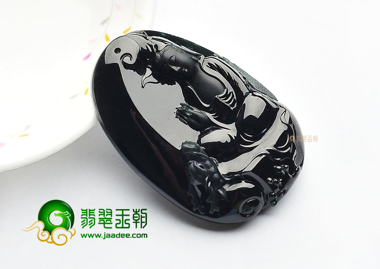 (超值推荐)冰玻种墨翠降龙观音挂件
