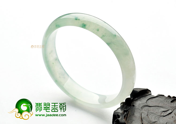 (超值推荐)冰种飘花手镯(58.2mm)
