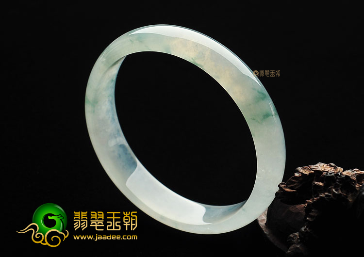 (超值推荐)冰种飘花手镯(58.5mm)