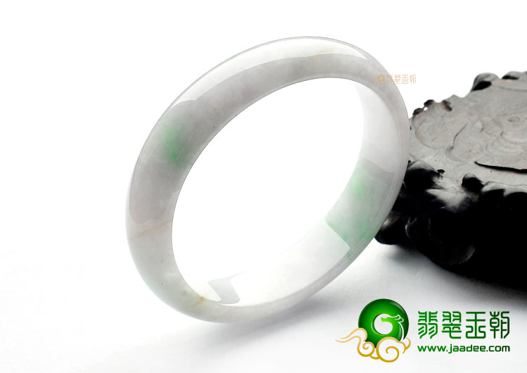 糯冰种飘花贵妃镯(53.6mm-47.2mm)