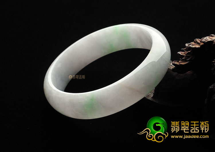 糯冰种飘花贵妃镯(53.6mm-47.2mm)