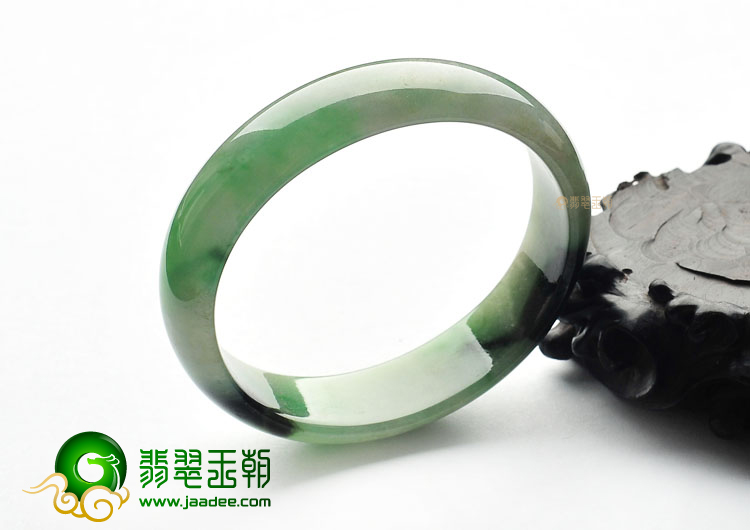 糯冰种蓝绿飘花贵妃镯(56.6mm-51mm)
