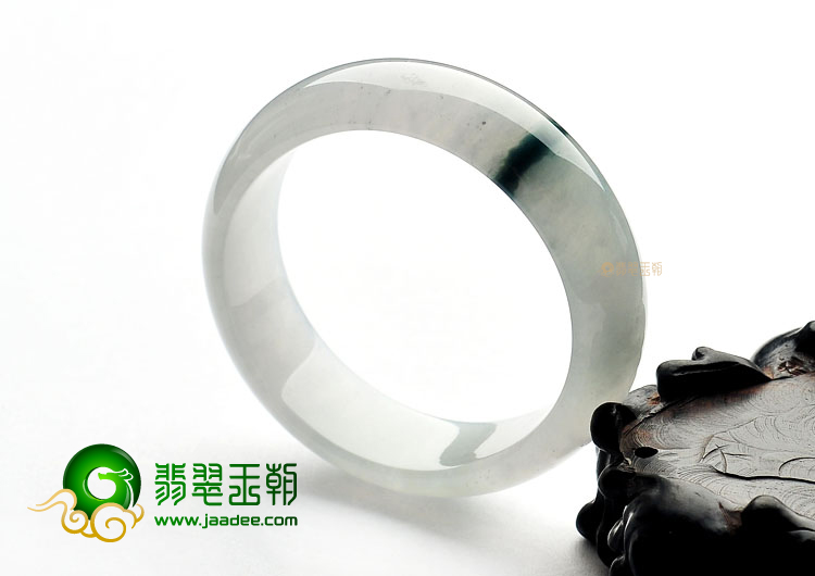 (超值推荐)冰种飘花贵妃镯(52.1mm-46.5mm)