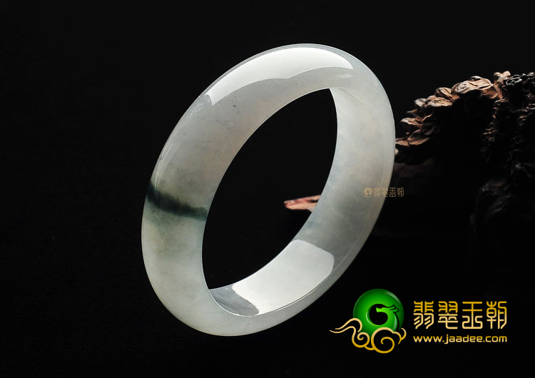 (超值推荐)冰种飘花贵妃镯(52.1mm-46.5mm)