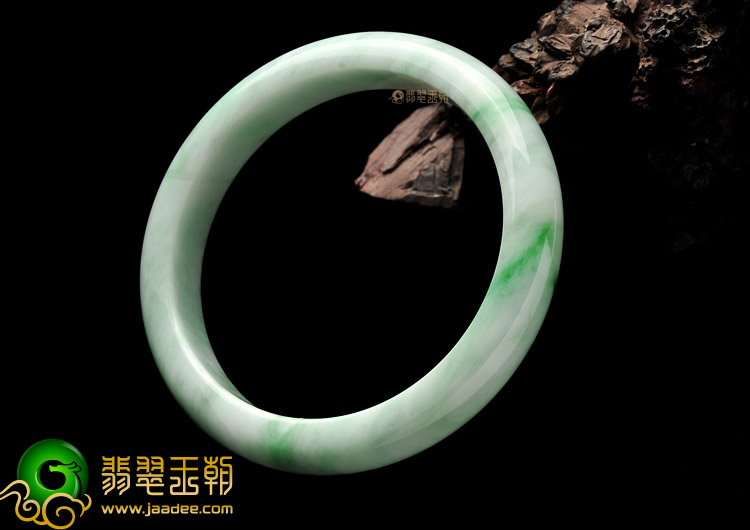 糯冰种飘翠手镯(58.1mm)