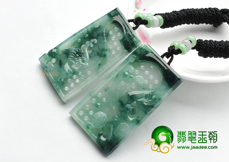 (超值推荐)糯冰种飘花龙凤牌挂件(一对)