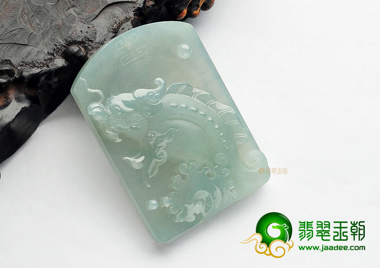（一口价扫货）冰种晴水龙头鱼挂件