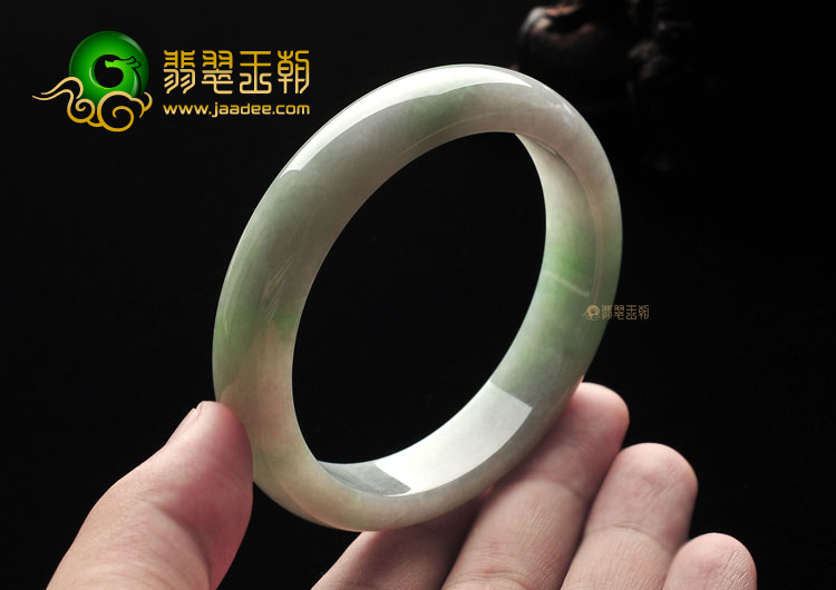(超值推荐)糯冰种晴水手镯(60.2mm)