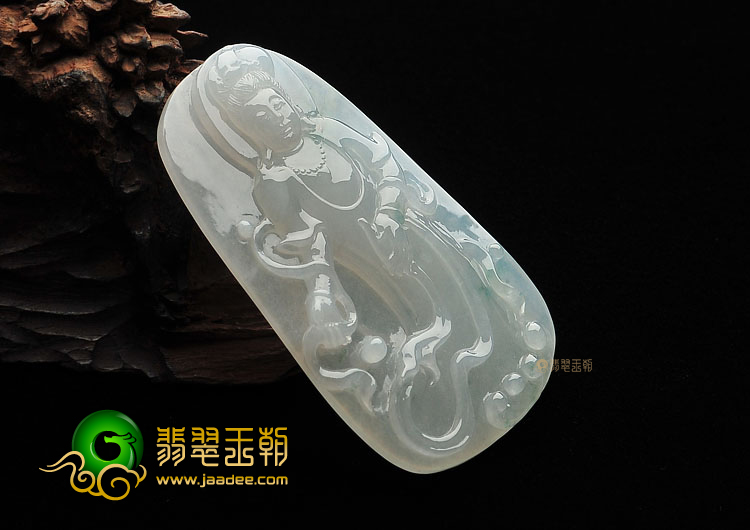 糯冰种晴水飘花观音挂件