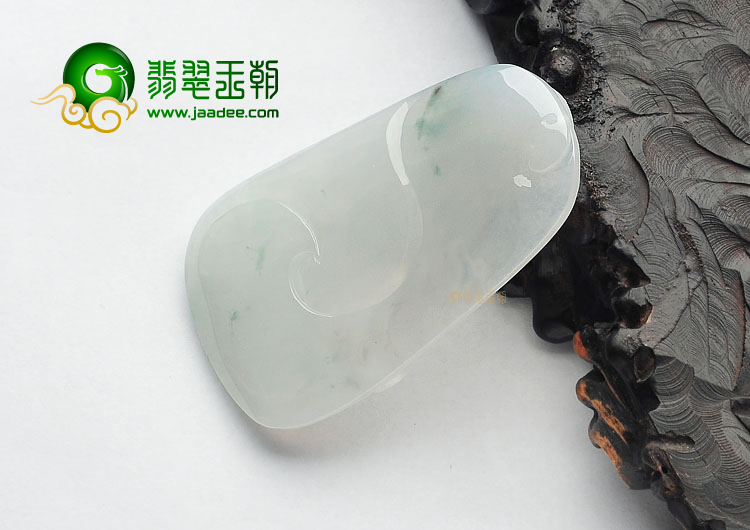 糯冰种晴水飘花观音挂件