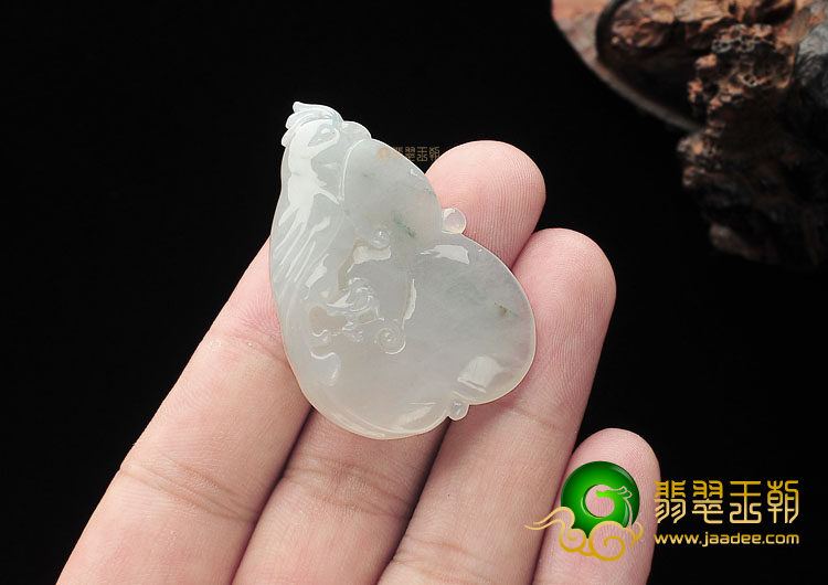(超值推荐)冰种晴水飘花鹦鹉挂件