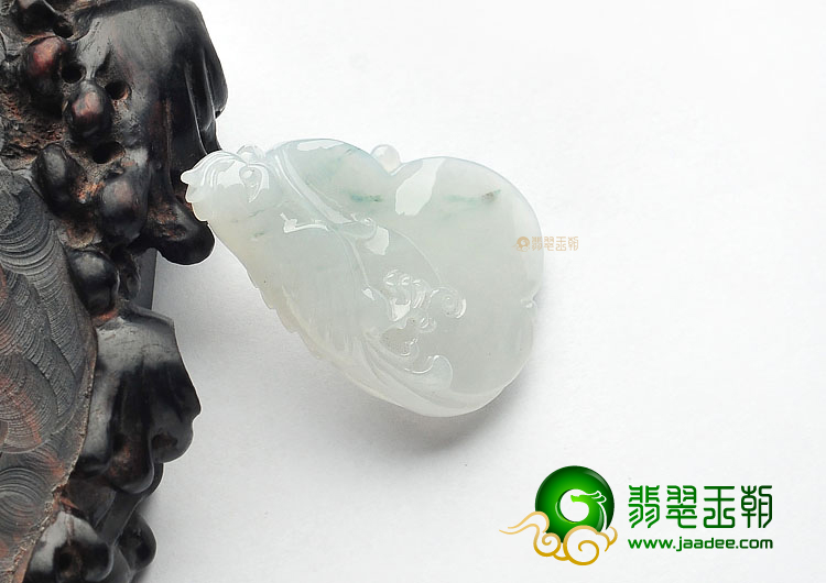 (超值推荐)冰种晴水飘花鹦鹉挂件
