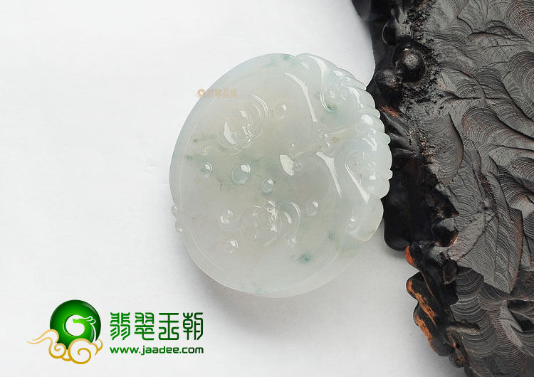(超值推荐)冰种略飘花仿古龙凤牌挂件