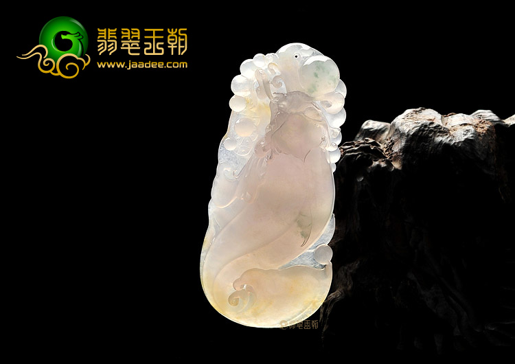 (超值推荐)冰种黄翡略飘花龙头鱼挂件