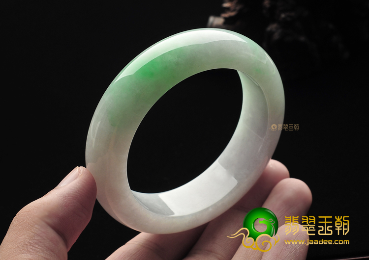 糯冰种飘翠手镯(57.8mm)
