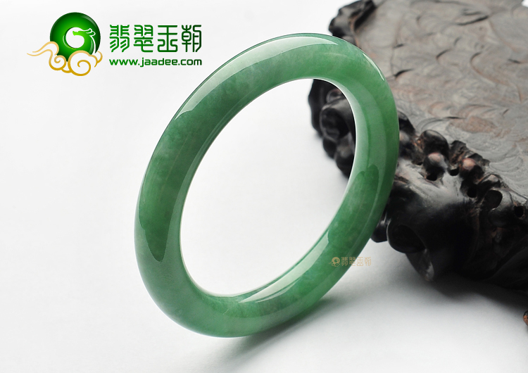 (超值推荐)糯冰种豆色圆条手镯(50.8mm)