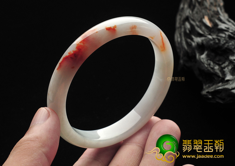 (超值推荐)糯冰种飘红黄翡手镯(57.3mm)