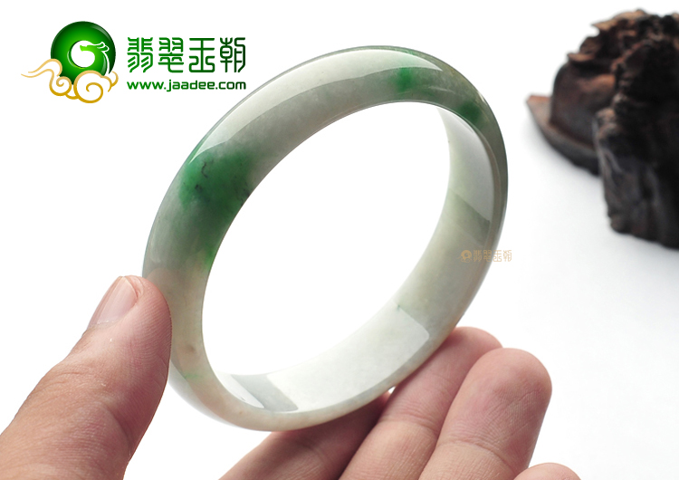 (超值推荐)糯冰种飘翠手镯(59.7mm)