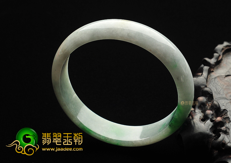 (超值推荐)糯冰种飘翠手镯(59.7mm)
