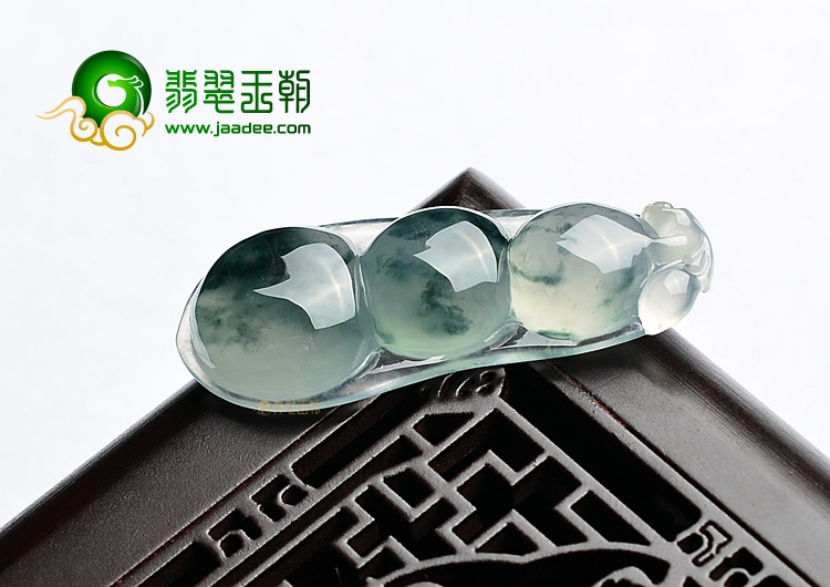 (超值推荐)冰种飘花四季豆挂件