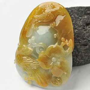 糯冰种黄翡晴水喜上眉梢挂件