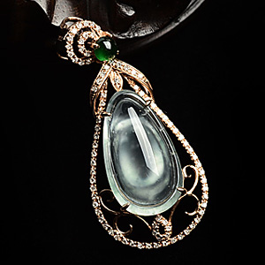 (超值推荐)冰玻种淡晴水镶玫瑰金水滴胸坠(真钻)