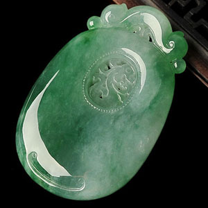 冰种飘花仿古龙牌挂件
