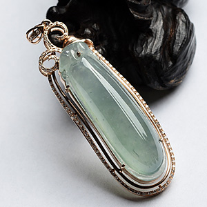 (超值推荐)冰种晴水镶玫瑰金福瓜胸坠(真钻)