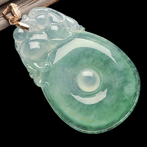 冰种绿晴水福在眼前挂件(金扣)