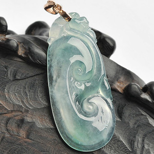 (超值推荐)冰种绿晴水如意挂件(金扣)