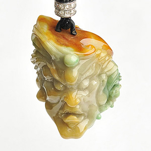 糯冰种黄加绿罗汉头挂件