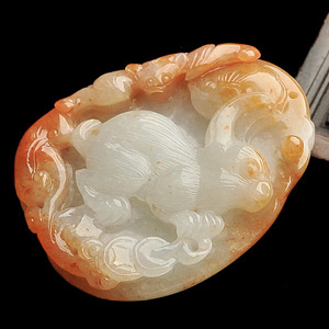糯冰种红翡玉兔挂件