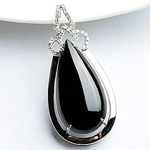 (超值推荐)冰种墨翠镶白金水滴胸坠(真钻)