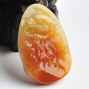 冰种红黄翡雄鹰挂件