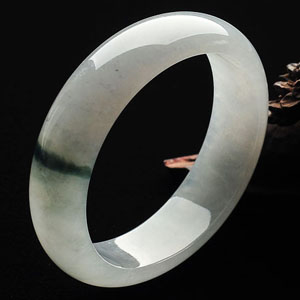 (超值推荐)冰种飘花贵妃镯(52.1mm-46.5mm)