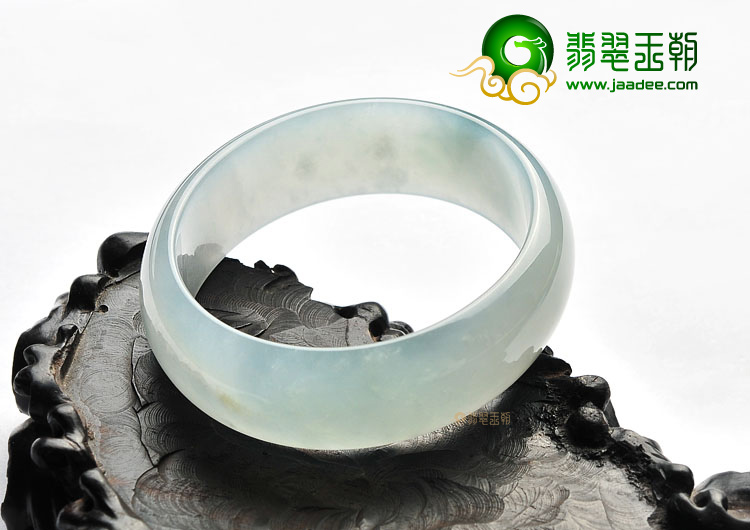 (超值推荐)冰种晴水贵妃镯(55.3mm-49.5mm)
