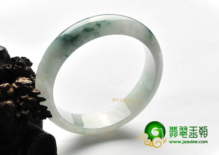 (超值推荐)糯冰种飘花手镯(55.2mm)