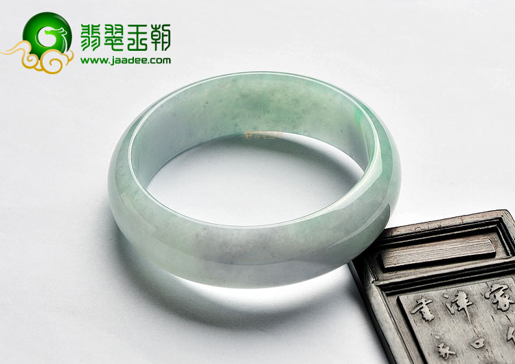 糯冰种淡春带彩手镯(58.3mm)