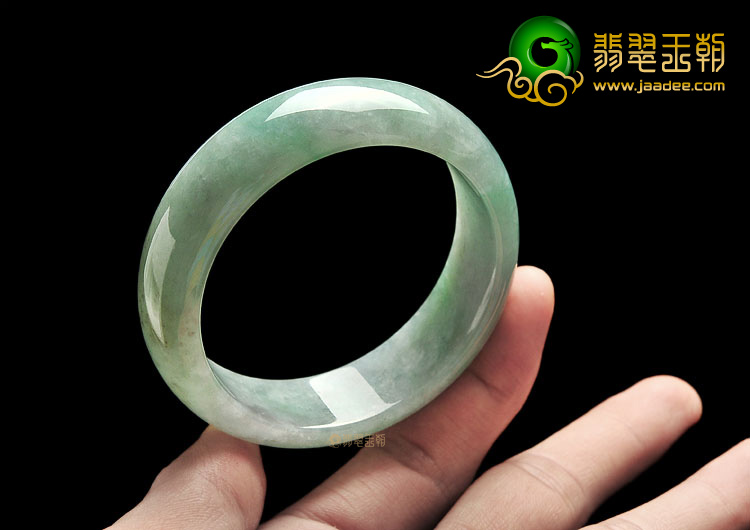 糯冰种晴水略飘花手镯(55.3mm)