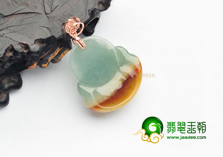 糯冰种晴水褐黄翡玉佛挂件