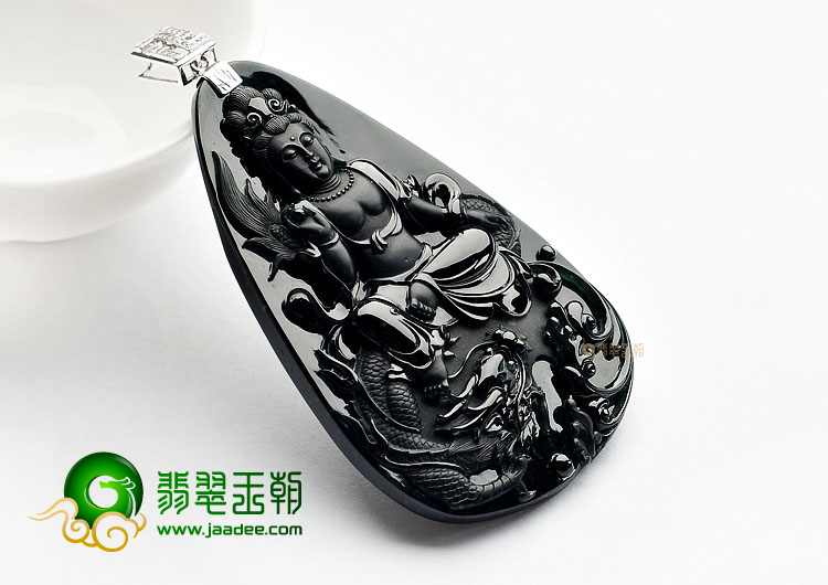 (超值推荐)玻璃种墨翠降龙观音挂件(金扣真钻)