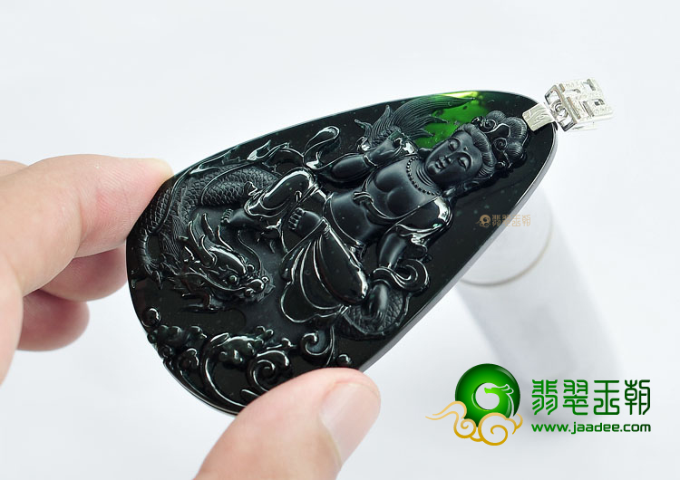 (超值推荐)玻璃种墨翠降龙观音挂件(金扣真钻)