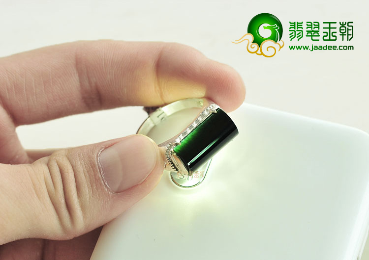 (超值推荐)糯冰种墨翠戒面