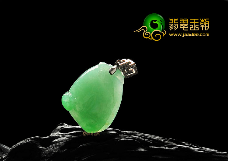 (超值推荐)冰种翠色富甲一方挂件
